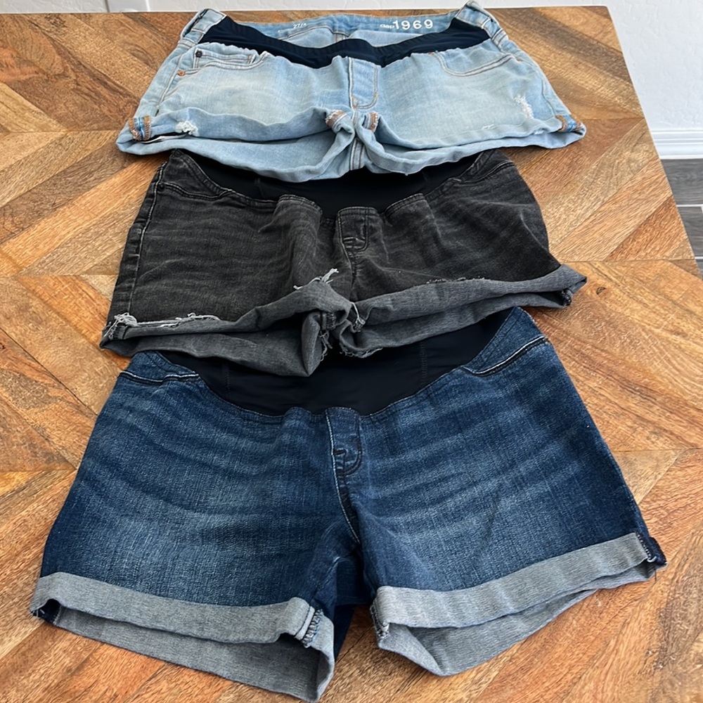 Maternity Shorts bundle Size 4